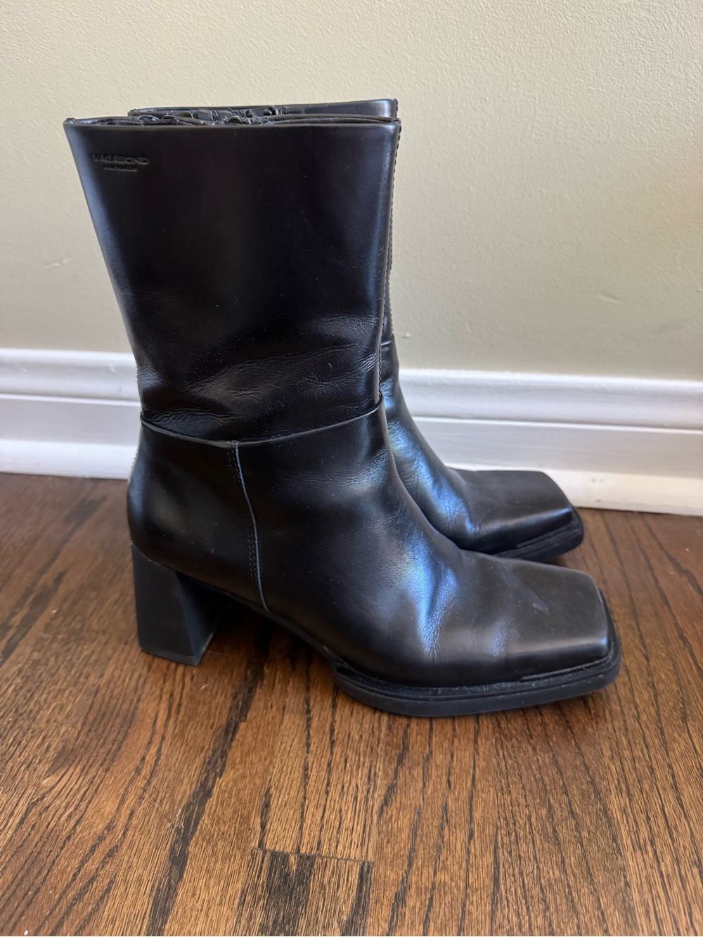 Vagabond Shoemakers Edwina Black